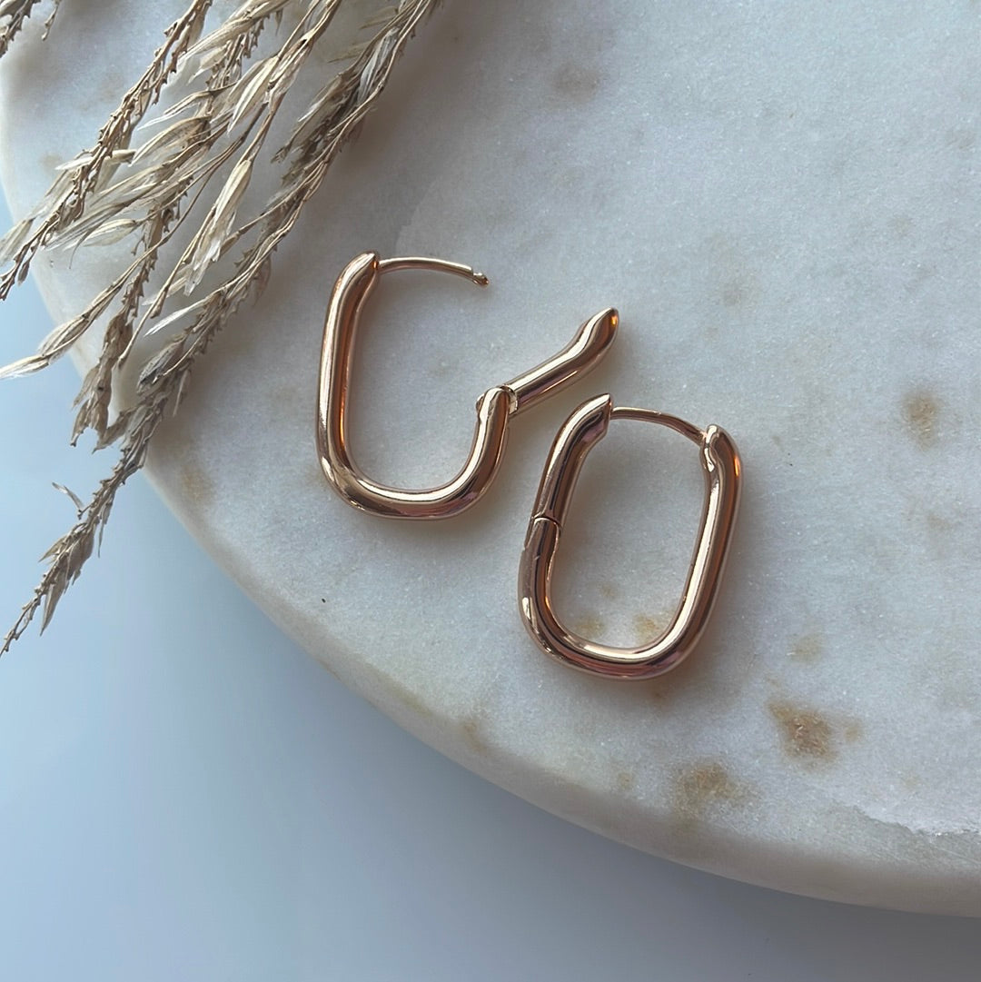 gold geometric hoops