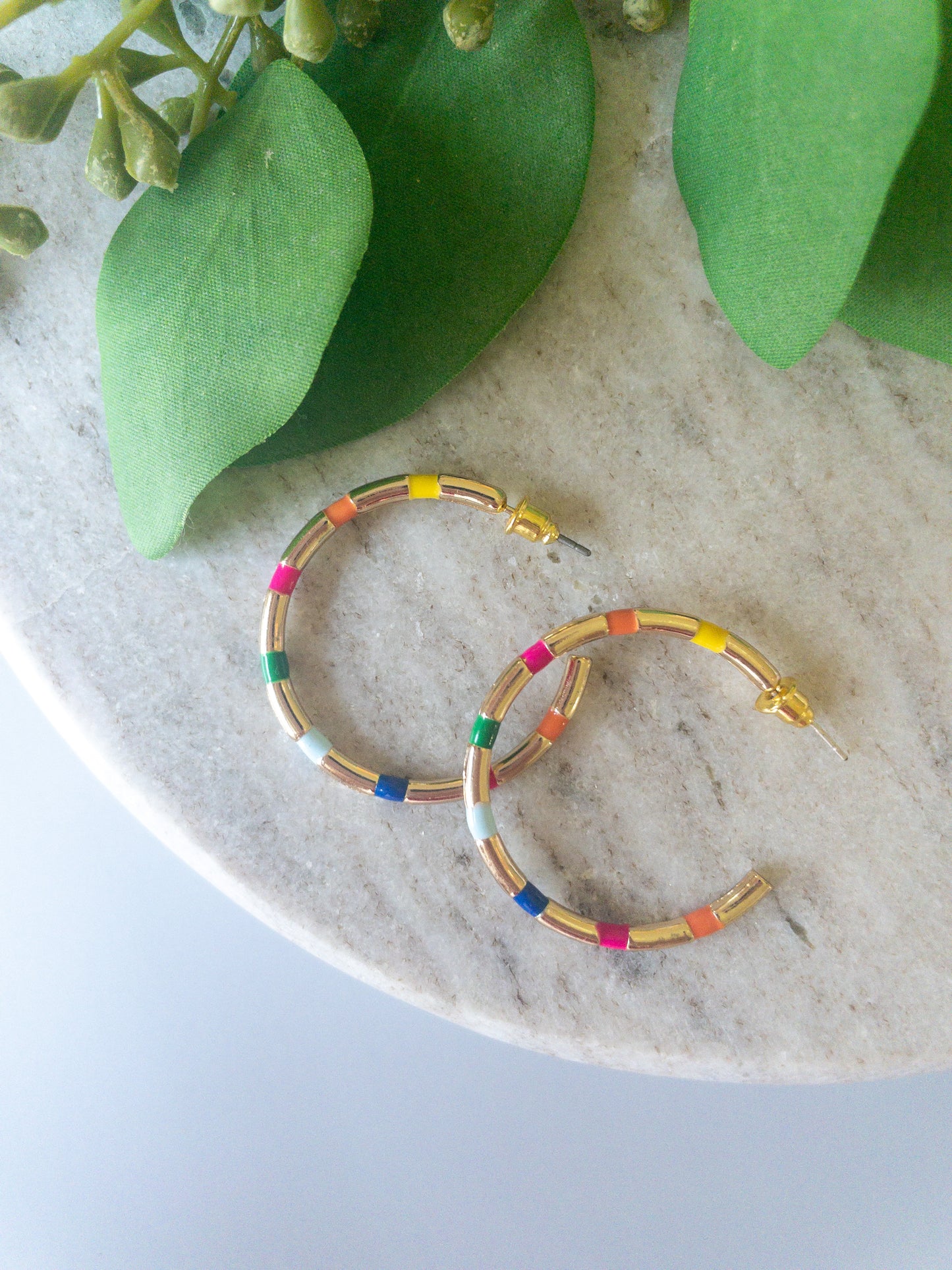 Rainbow hoops