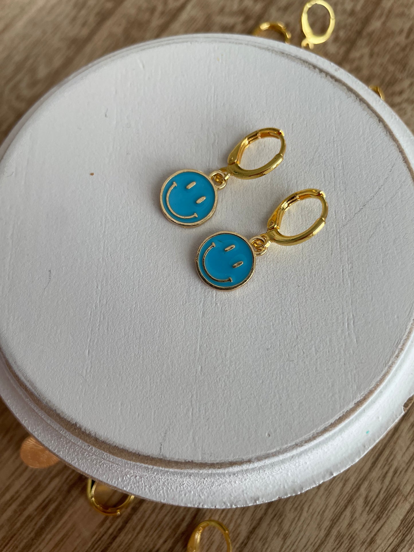 gold charm earrings | smiley face