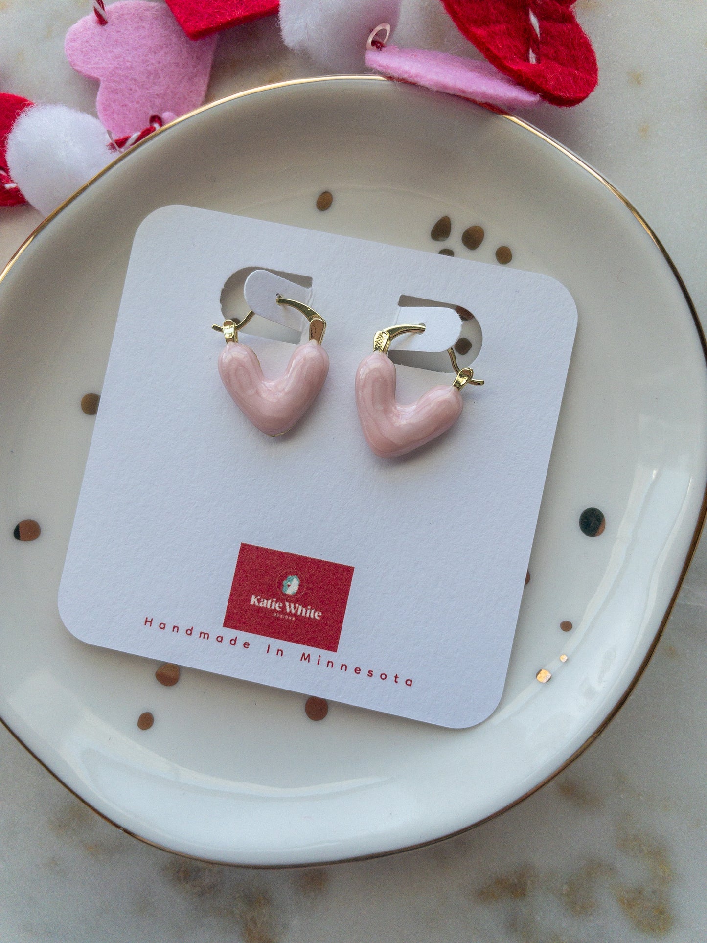 enamel hearts | pink and white