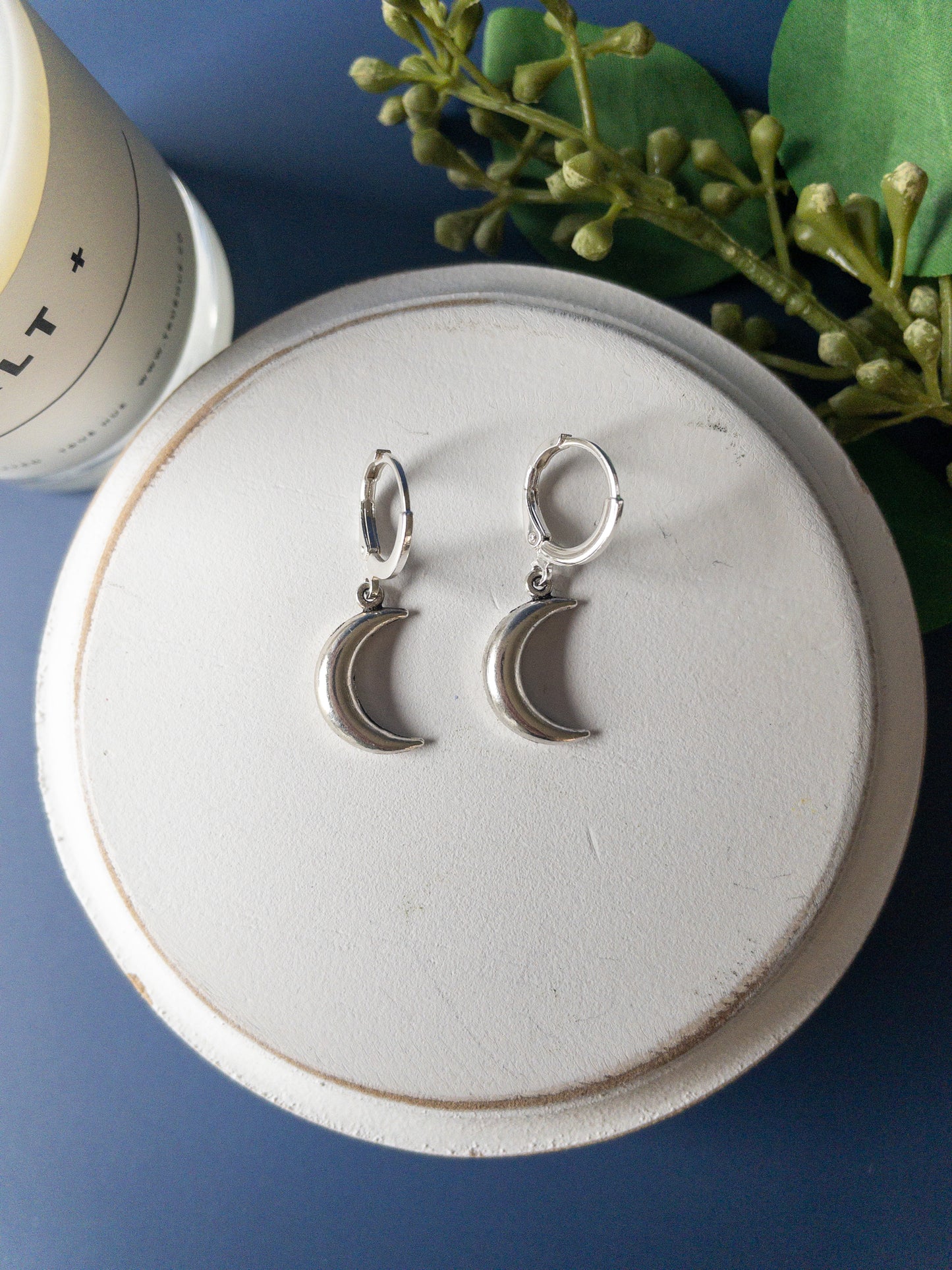silver charm earring | silver crescent moon